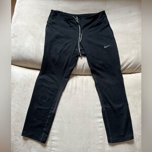 Nike Dri Fit Performance Leggings 3/4